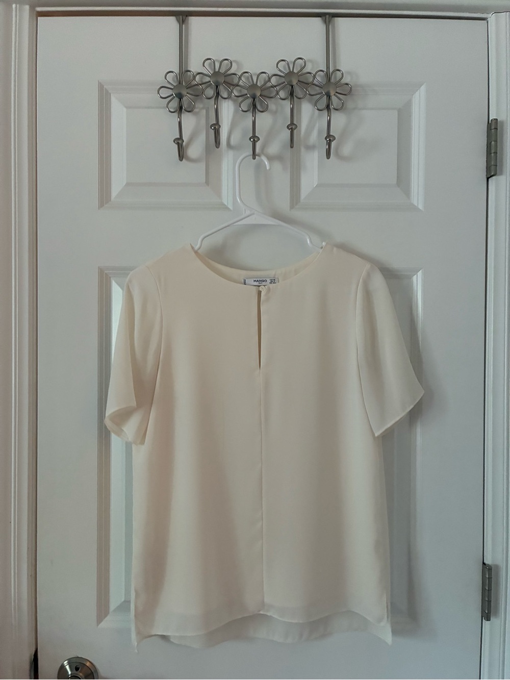Mango Cream Short-Sleeve Keyhole Neck Blouse